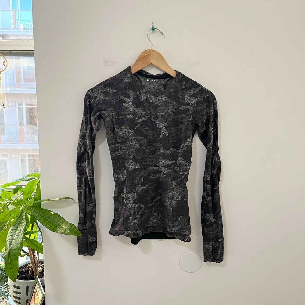 Lululemon Gray Camo Long Sleeve Top Size 2